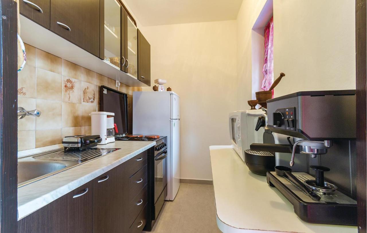 3 Bedroom Beautiful Apartment In ميدولين المظهر الخارجي الصورة